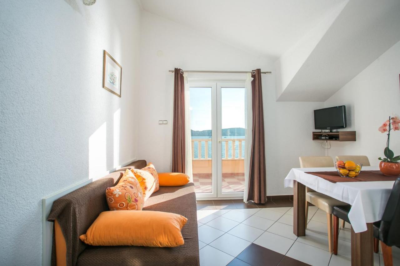 Kaja - Right Next To The Beach Τρογκίρ Εξωτερικό φωτογραφία